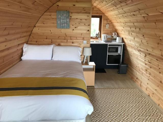 Allihies Beach View Glamping Pods Hotel Ballydonegan Exterior foto